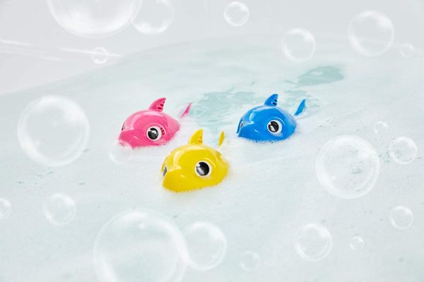 Baby Shark Sing and Swim Bath Toy