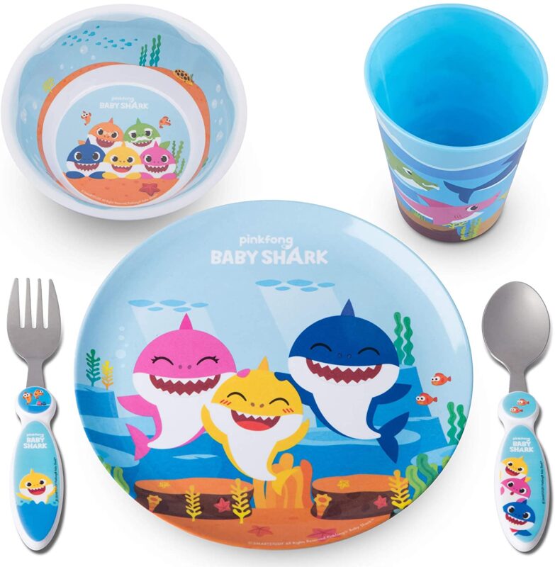 Baby Shark Dinnerware Mealtime Kitchen Set