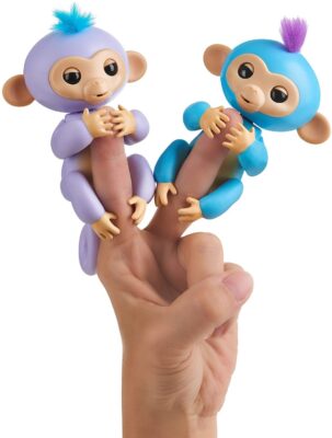 WowWee Fingerlings Playset – See-Saw with 2 Baby Monkey