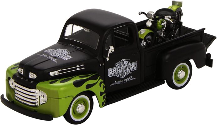 Maisto 1948 Ford F-1 Pickup and Harley Davidson 1948 FL Panhead Diecast Vehicles