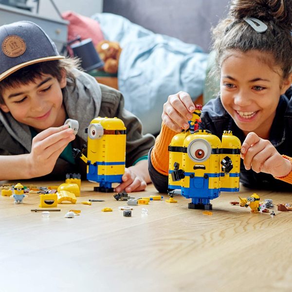 LEGO Minions Brick Built Minions and Their Lair (75551)