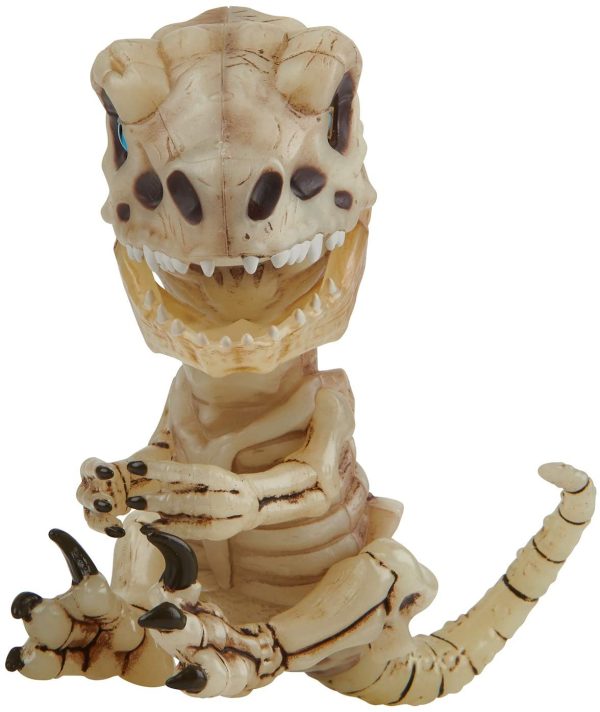 WowWee Untamed Skeleton Raptor by Fingerlings – Gloom (Sand)