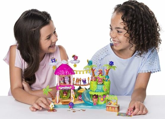 Hatchimals Tropical Party Playset with Lights and Sounds