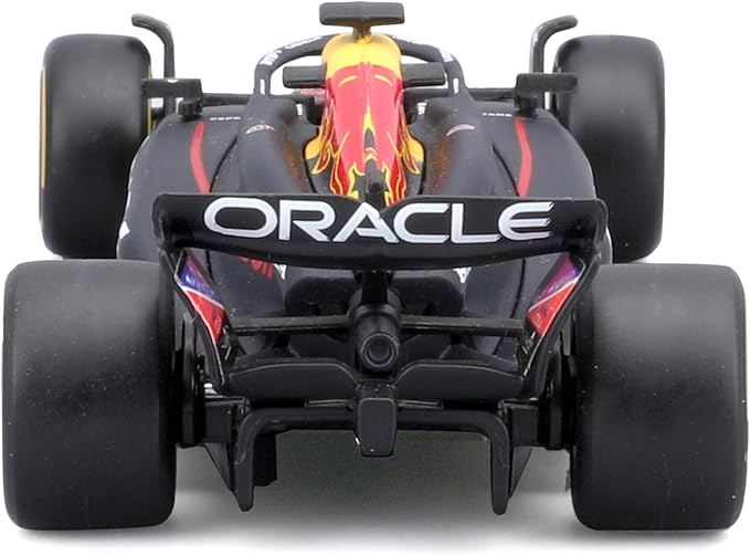 Bburago 2024 Race Oracle Red Bull with Helmet Bburago 2024 Race Oracle Red Bull with Helmet