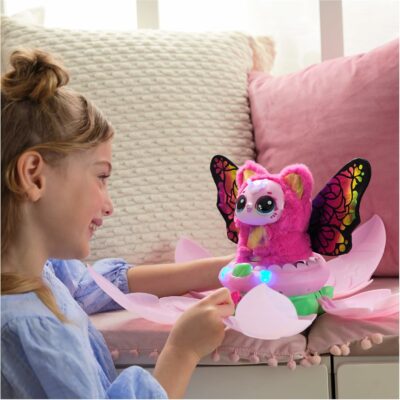 Hatchimals Bloomables Kittyfly Interactive Toy with Surprise