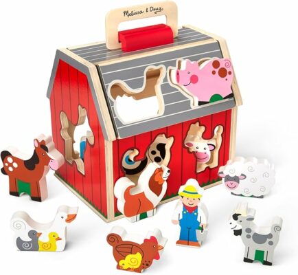 Melissa & Doug Take Along Wooden Toy Barn 11Pc Portable Toddler Playset