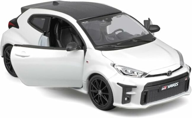 Maisto 2021 Toyota GR Yaris White Model Car