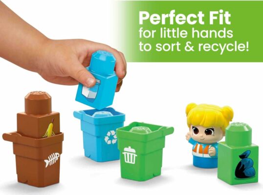 Mega BLOKS Recycle Squad with 15 Pieces