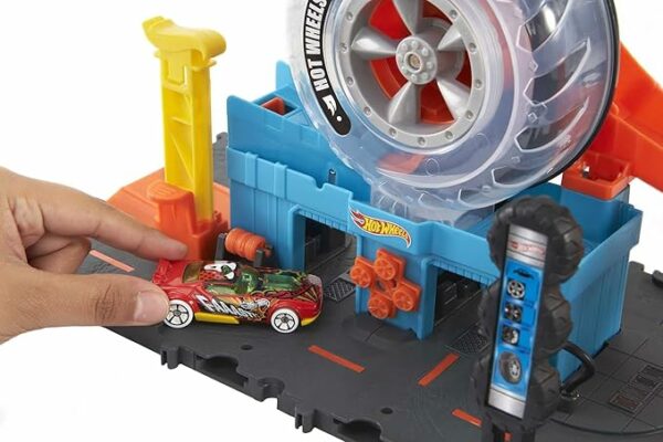 Hot Wheels City Super Twist Tire Shop Playset