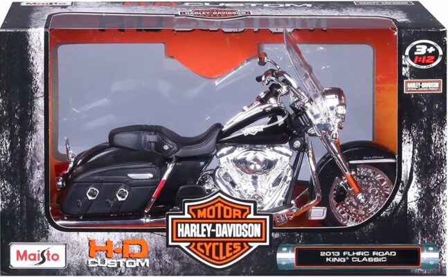 Maisto Harley Davidson Custom Road King Classic