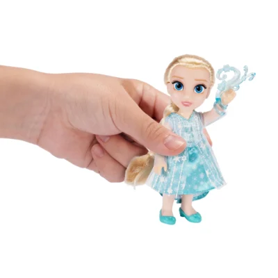 Disney's Frozen Ice and Snow 6 inch Elsa Petite Doll Set