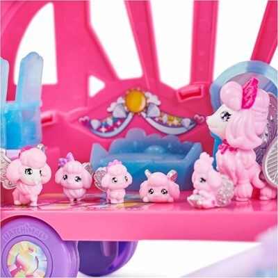 HATCHIMALS Surprise Family Rainbow Camper Car Playset
