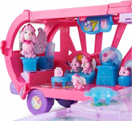 HATCHIMALS Surprise Family Rainbow Camper Car Playset