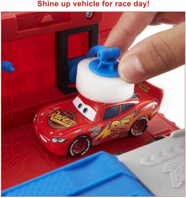 Mattel Disney and Pixar Cars Transforming Mack Playset