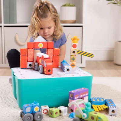 Melissa & Doug Blockables™ Deluxe City Snap And Play Wooden Building Blocks Play Set