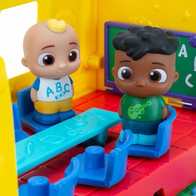 CoComelon Transforming School Time Bus