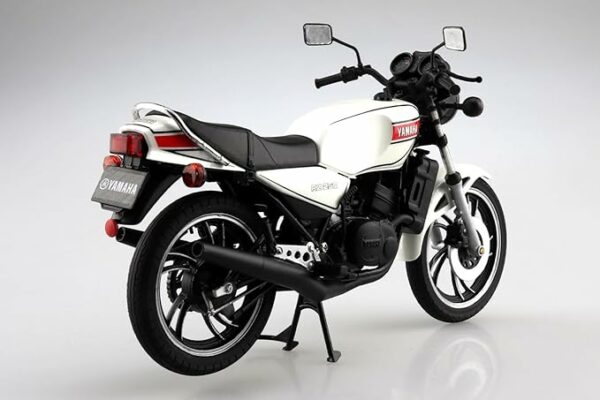 Aoshima Yamaha RZ250 New Pearl White Diecast Bike