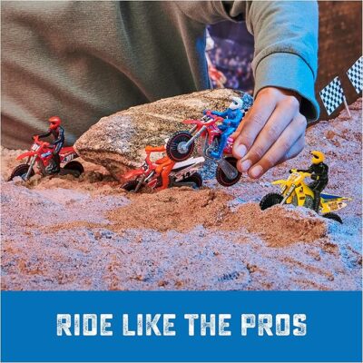 Authentic 5 Pack of 1:24 Scale Die-Cast Motorcycles with Rider Figure