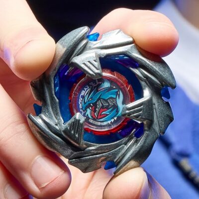 Beyblade X Cobalt Dragoon 2-60C Deluxe Left-Spin String Launcher Set