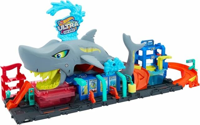 Hot Wheels City Track Set Ultra Shark Car Wash with Color Reveal Toy
