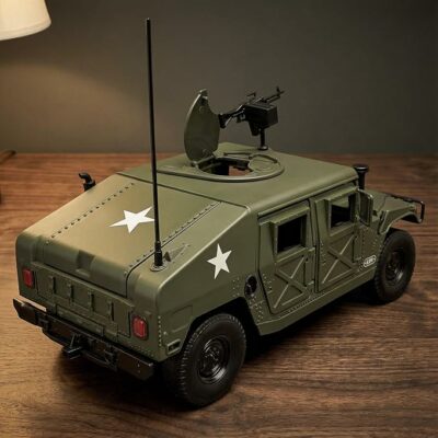 Military Vehicle Collectible Die-Cast Alloy Car Model