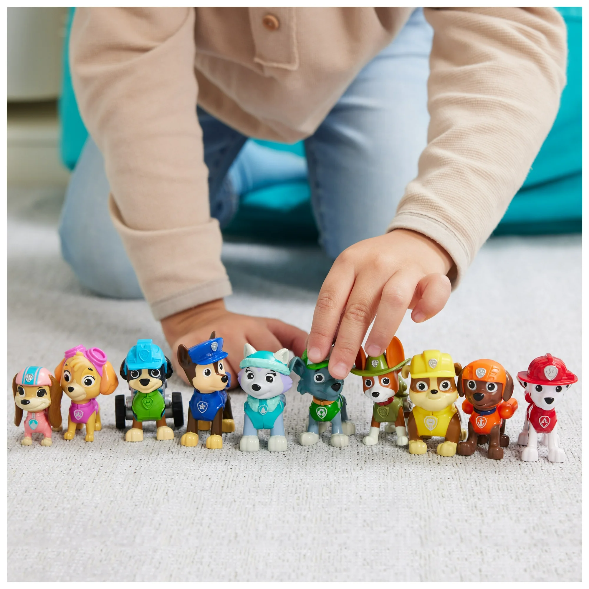 PAW Patrol All Paws on Deck 10 Collectible Toy Figures PAW Patrol All Paws on Deck 10 Collectible Toy Figures