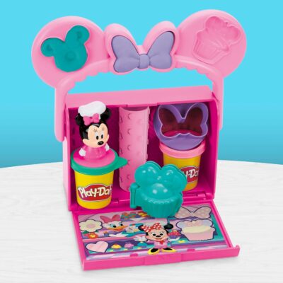 Play-Doh Disney Junior Mickey Mouse Clubhouse On-The-Go Bakery Playset