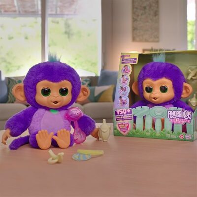 Fingerlings Care ‘n’ Cuddles Interactive Baby Monkey