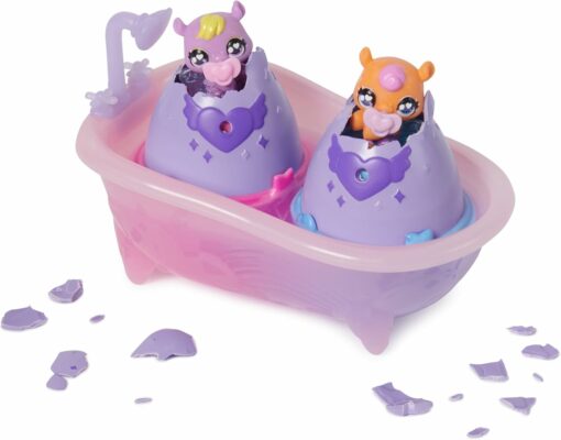Hatchimals Alive Make a Splash Playset with 15 Accessories