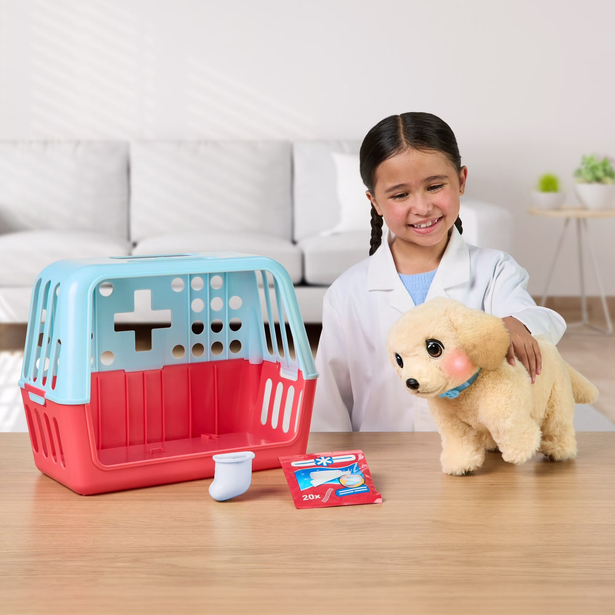 Little Live Pets Ouchies Deluxe Single Pk Cooper Little Live Pets Ouchies Deluxe Single Pk Cooper