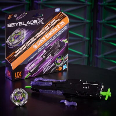 Hasbro Beyblade X Victory Grip Right Spinning Starter Set