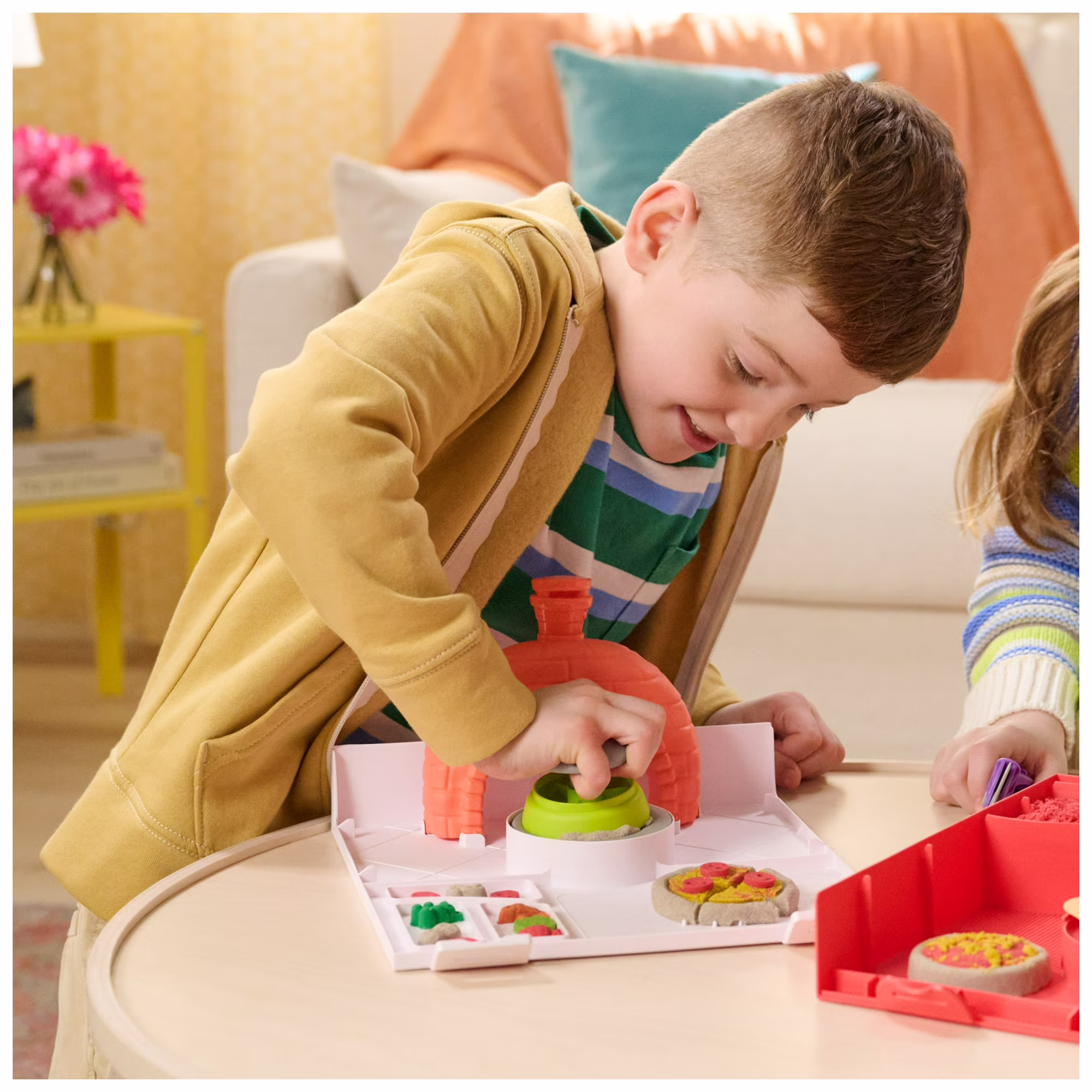 Kinetic Sand SquishPizza Activity Playset Kinetic Sand SquishPizza Activity Playset