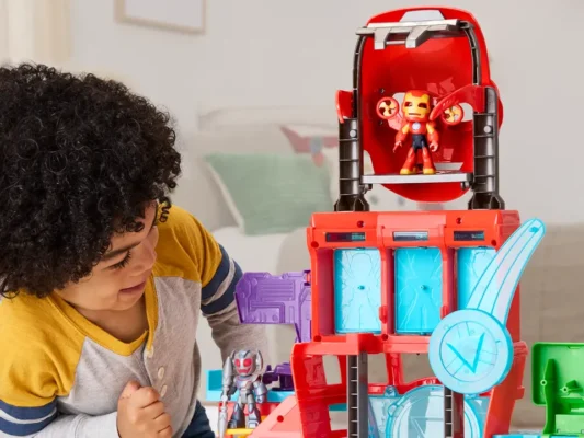 Marvel Iron Man and His Awesome Friends Iron Quarters Boys Electronic Playset