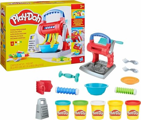Play-Doh Kitchen Creations Noodle Party Playset for Kids