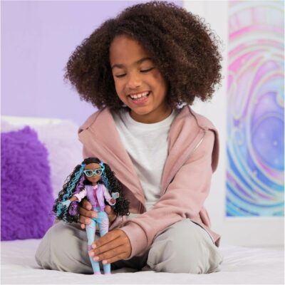 Unicorn Academy Layla Doll with 5 Accessories