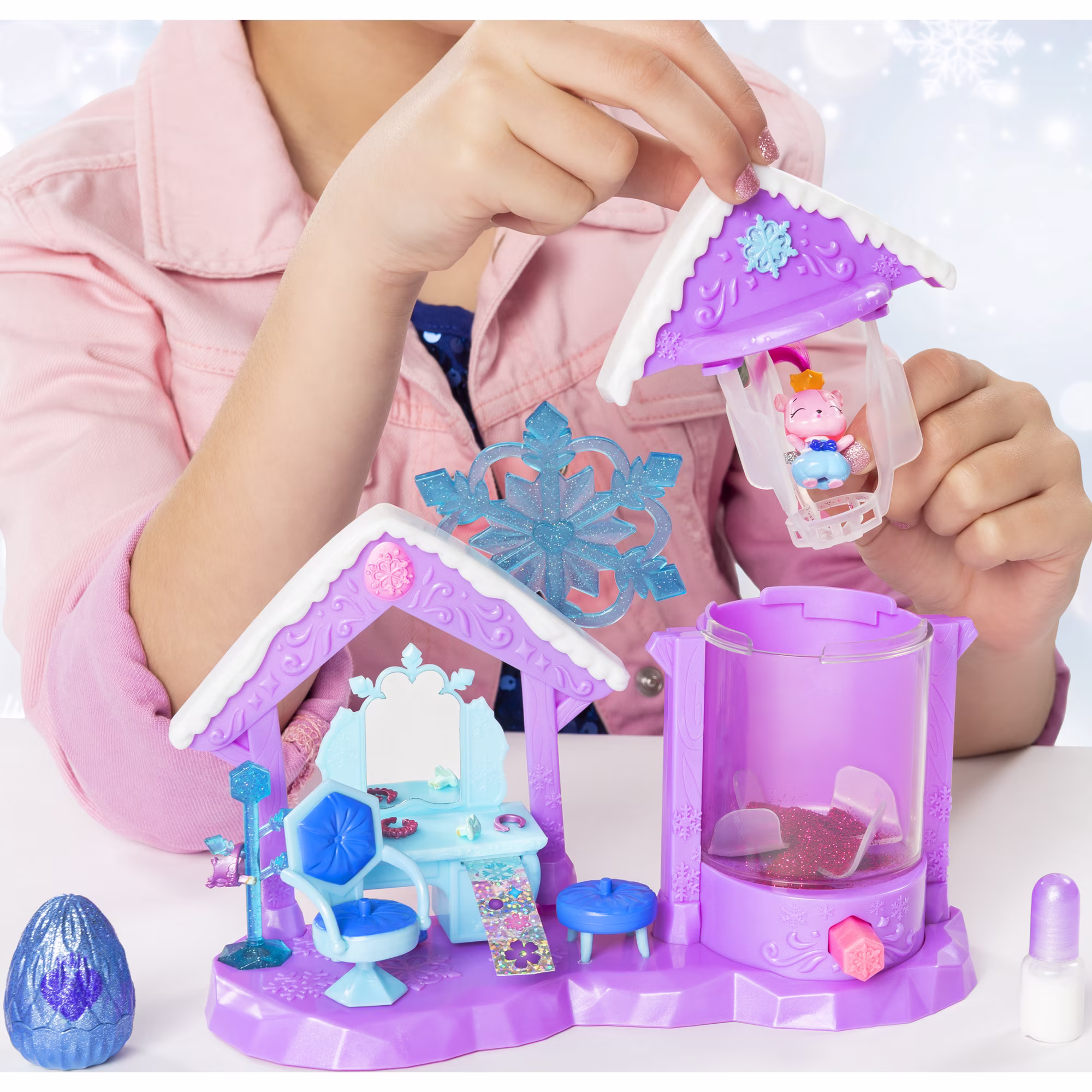 Hatchimals CollEGGtibles Glitter Salon Playset Hatchimals CollEGGtibles Glitter Salon Playset