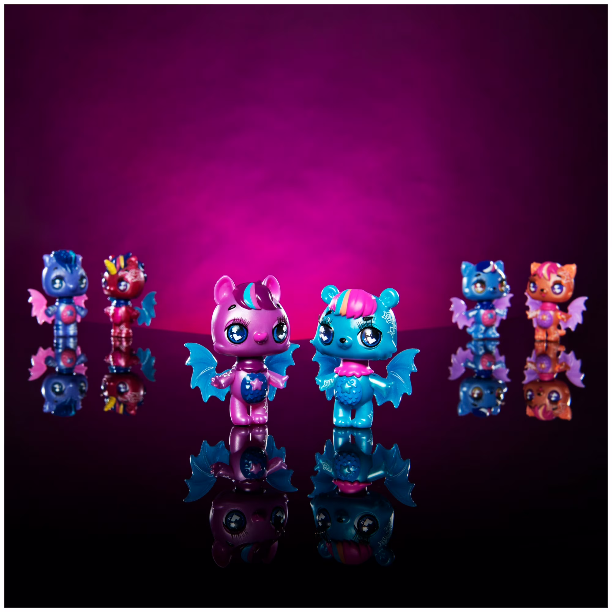 Hatchimals Glow up Magic Dusk Collectible Figure with Glow in the Dark Wings Hatchimals Glow up Magic Dusk Collectible Figure with Glow in the Dark Wings